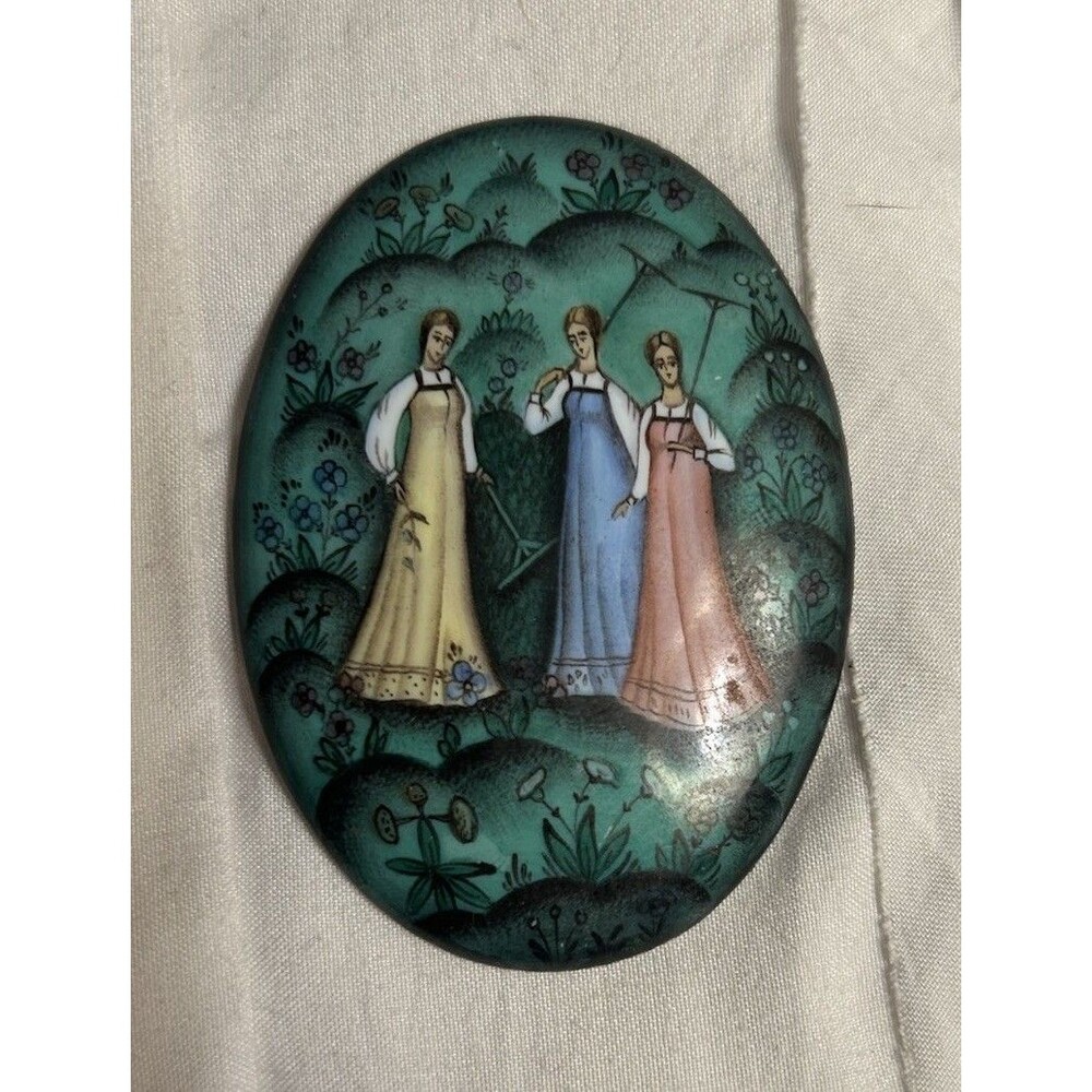 HTF Vintage Russian Rostov Finift handpainted enamel brooch three ladies farming